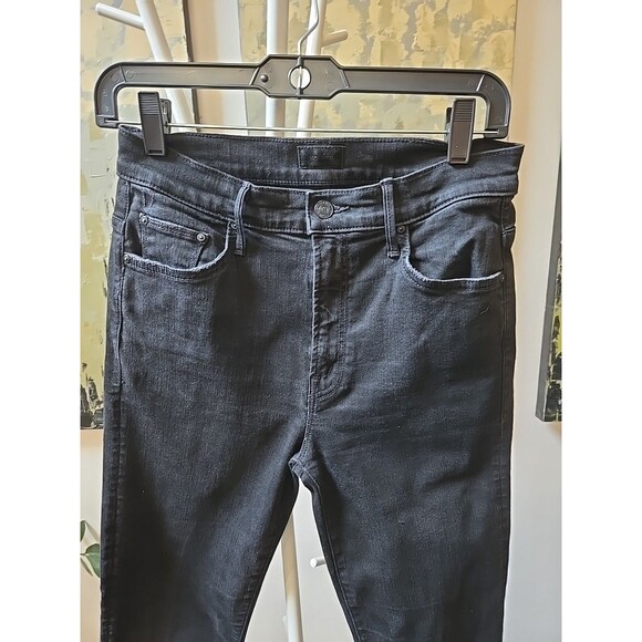 Mother The Insider Crop Two Step Fray Black Ankle Fray Jeans   Size 28 x 26” - Picture 2 of 10